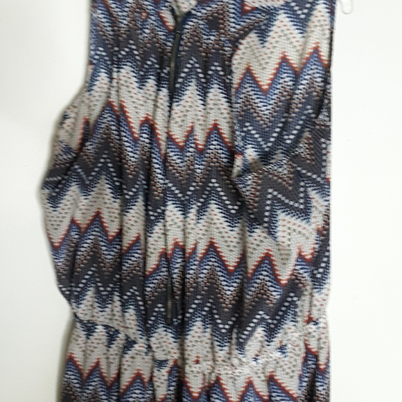 Love by Chesley jumpsuit - Picture 6 of 9